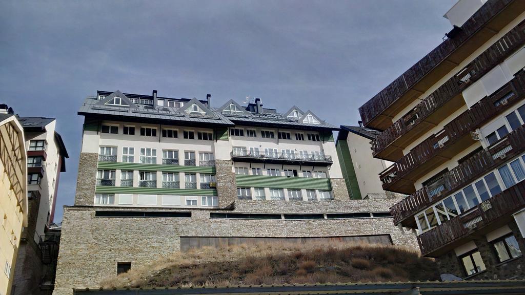 Apartamento Edificio Serraneu. Sierra Nevada. Granada 部屋 写真