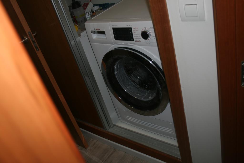 Apartamento Edificio Serraneu. Sierra Nevada. Granada 部屋 写真