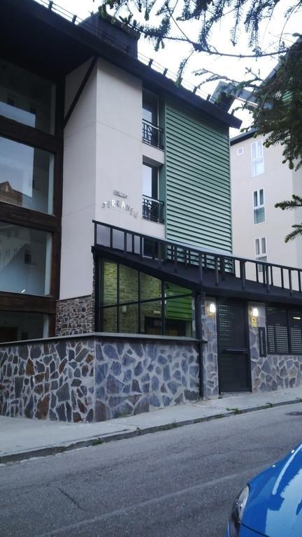 Apartamento Edificio Serraneu. Sierra Nevada. Granada エクステリア 写真