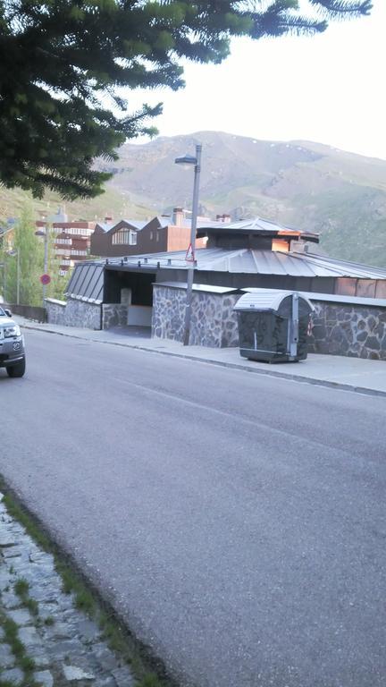 Apartamento Edificio Serraneu. Sierra Nevada. Granada エクステリア 写真