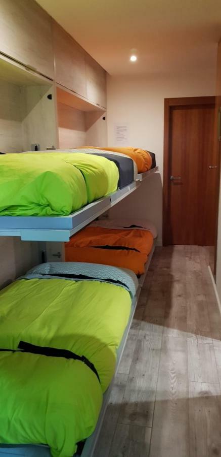Apartamento Edificio Serraneu. Sierra Nevada. Granada エクステリア 写真